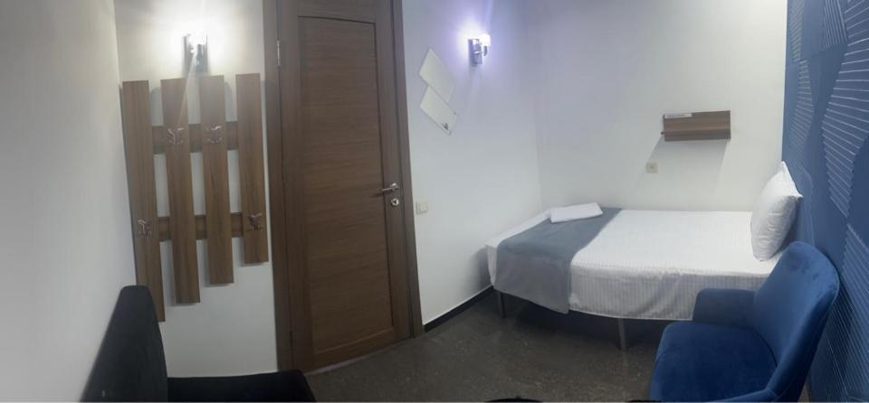 Enigma Hostel Erévan Extérieur photo