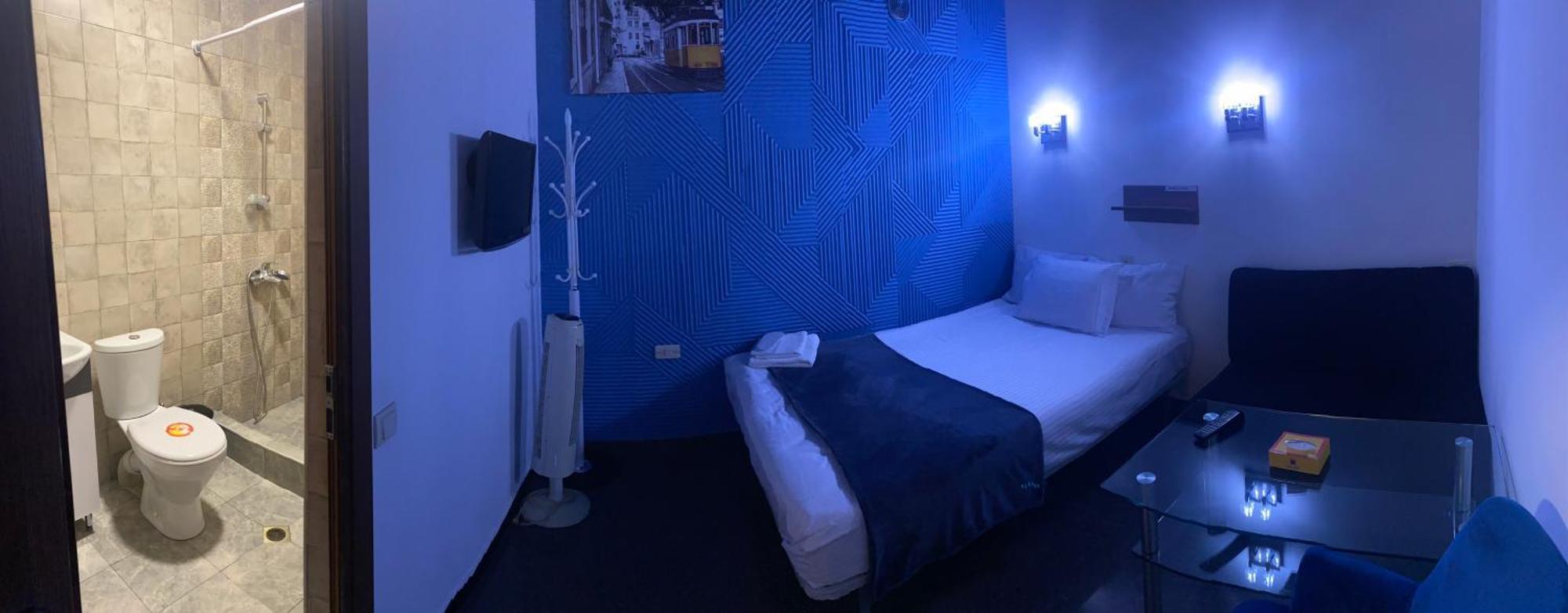 Enigma Hostel Erévan Extérieur photo